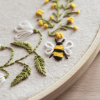 La couronne de printemps, kit de broderie débutant